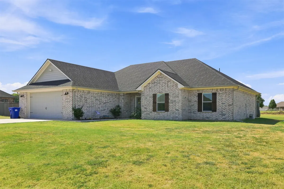 171 Bull Run, Calera, OK 74730 - #1