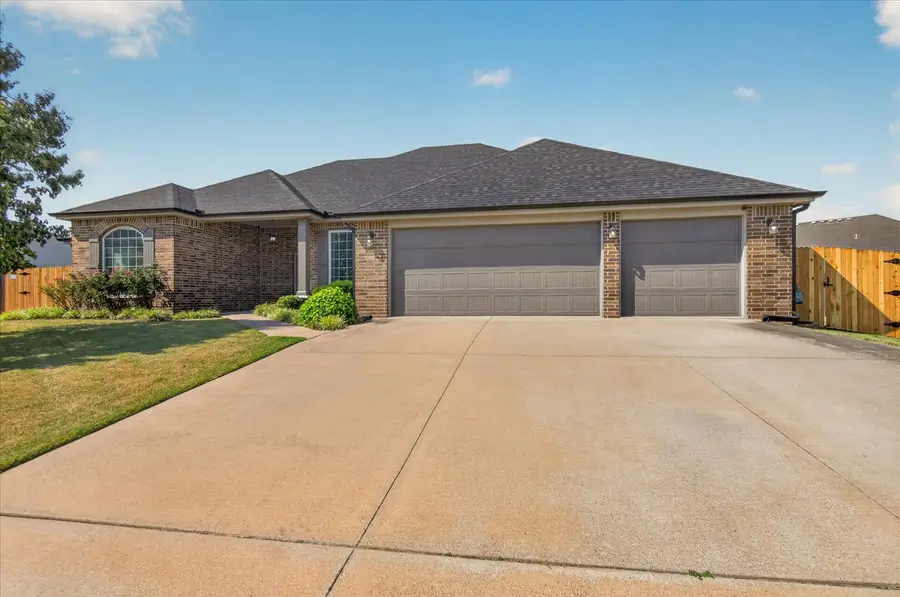 1019 Terri Drive, Bartlesville, OK 74006 - #2