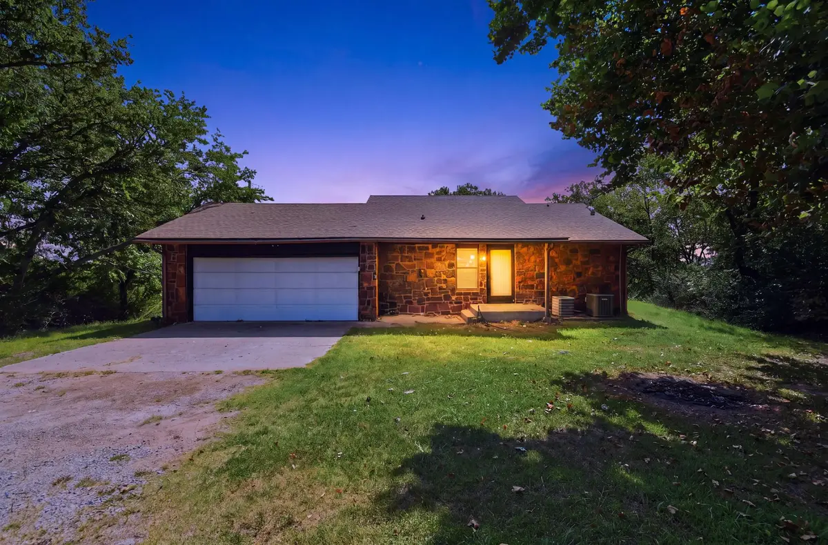 6160 Acacia Road, Okmulgee, OK 74447 - #1