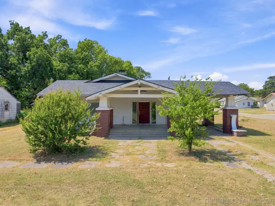 603 S Wood Avenue, Hominy, OK 74035 - #2