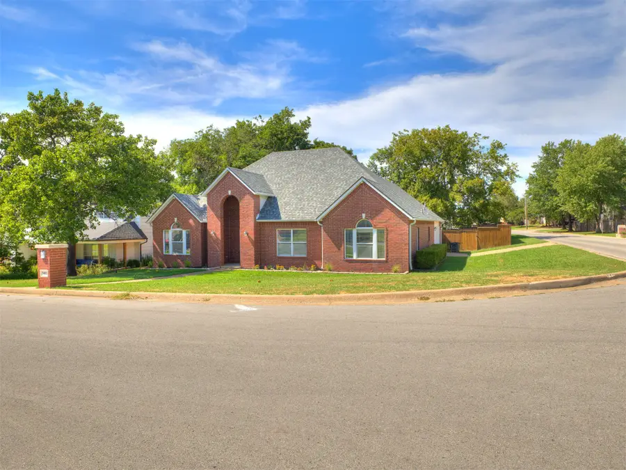 7401 W 39th Street, Tulsa, OK 74107 - #3