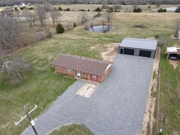2094 Hartshorne Adamson Road, Hartshorne, OK 74547