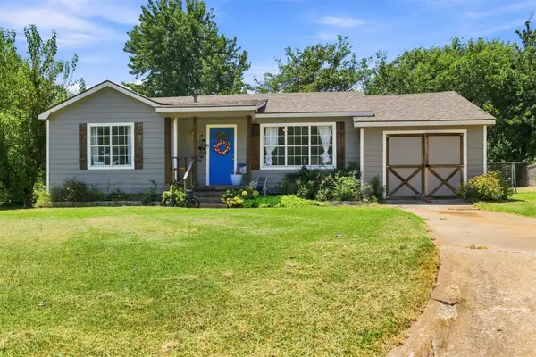 1001 Donna Sue, Durant, OK 74701