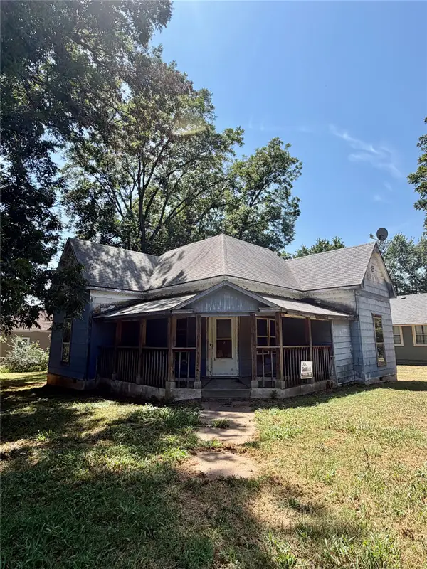 300 S Rosehill Avenue, Cleveland, OK 74020