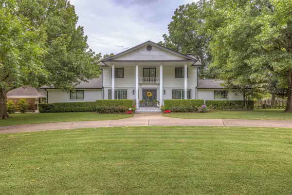 8242 E 114th Street, Bixby, OK 74008