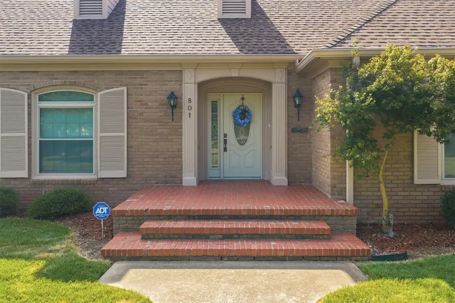 801 NW D Street, Ardmore, OK 73401 - #3