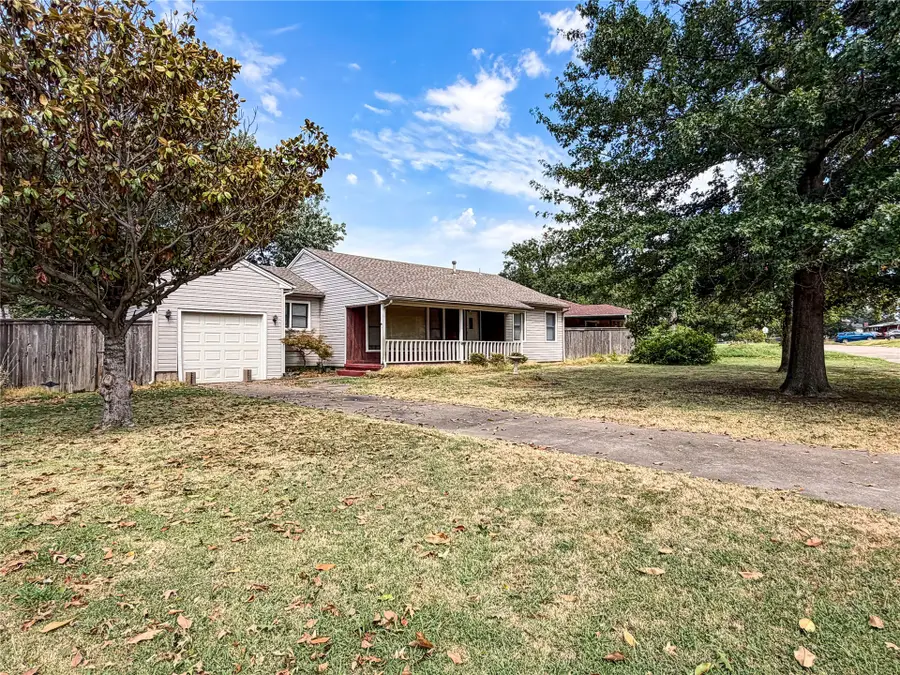 2502 Hayes Street, Muskogee, OK 74403 - #2