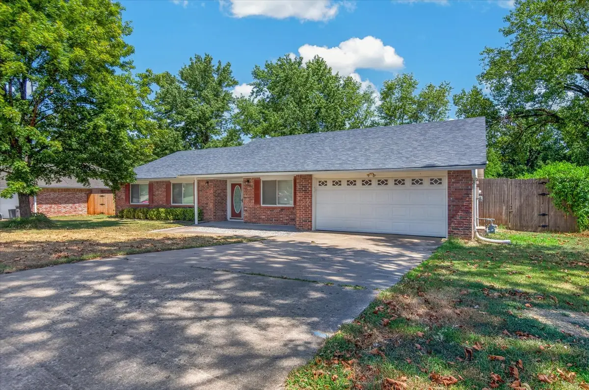 4640 SE Barlow Drive, Bartlesville, OK 74006 - #1