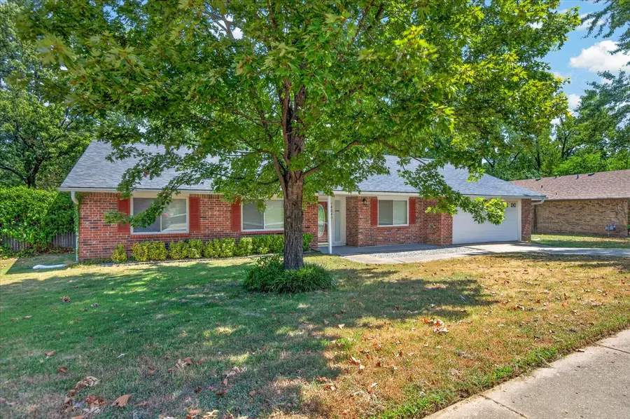 4640 SE Barlow Drive, Bartlesville, OK 74006 - #3