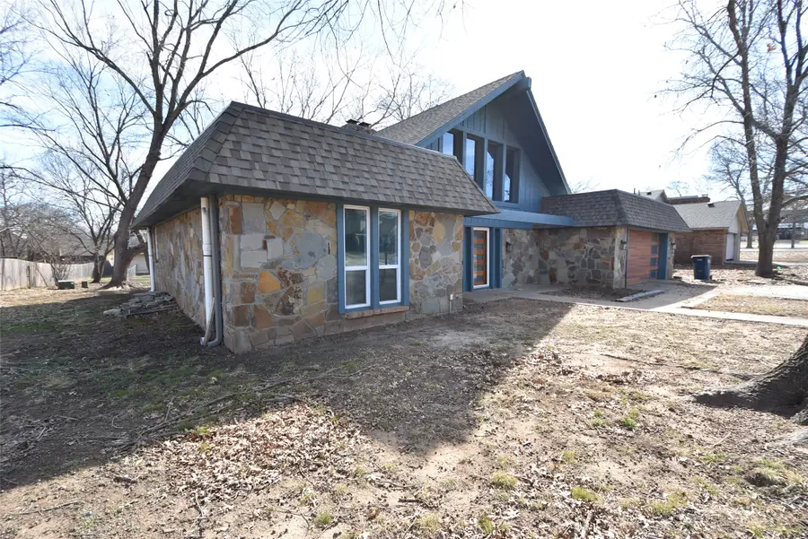 2206 Northwood Drive, Seminole, OK 74868 - #3