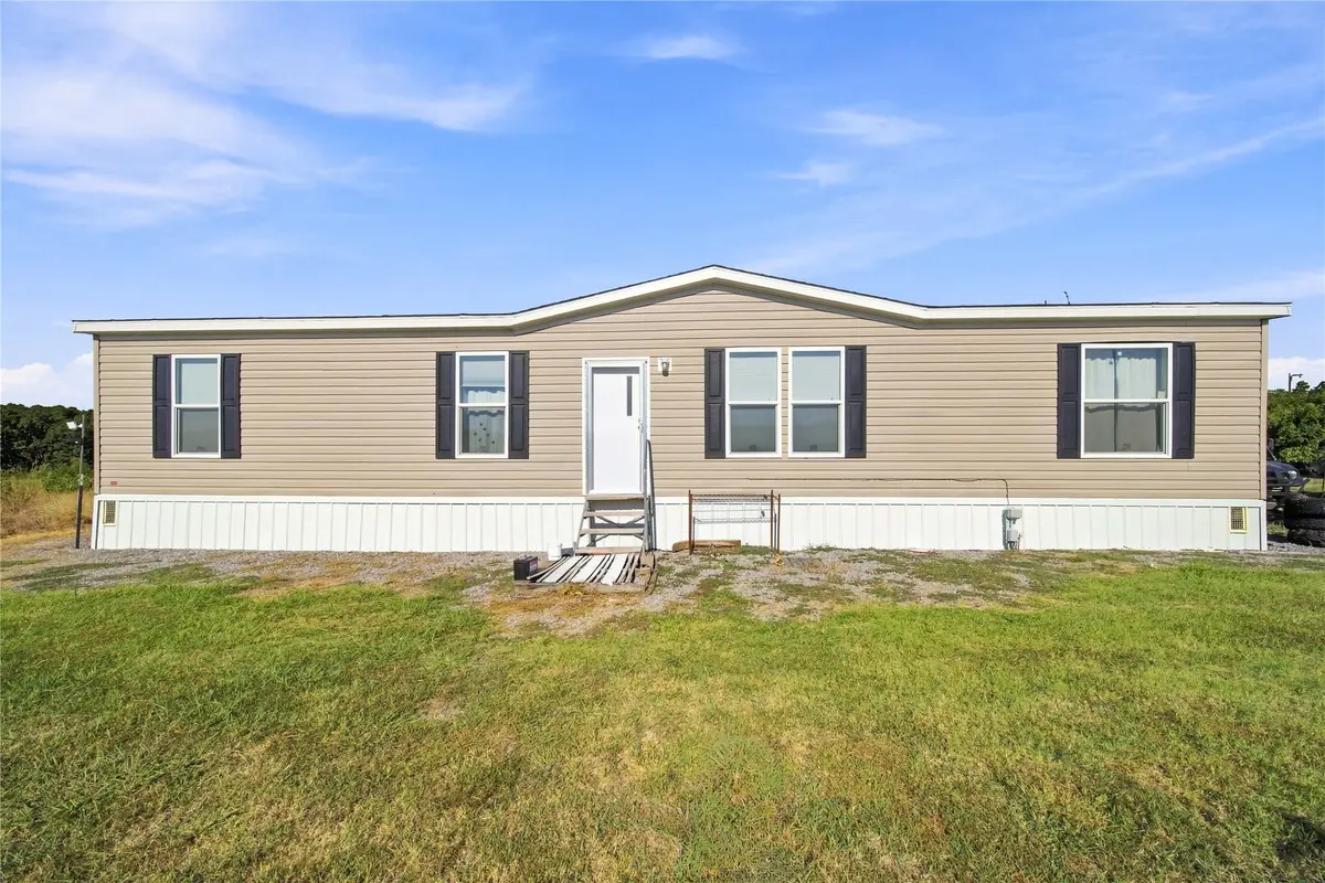 8370 S 446 Road, Locust Grove, OK 74352 - #1