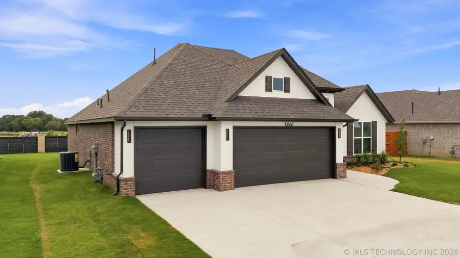 10668 S 226th East Avenue, Broken Arrow, OK 74014 - #3