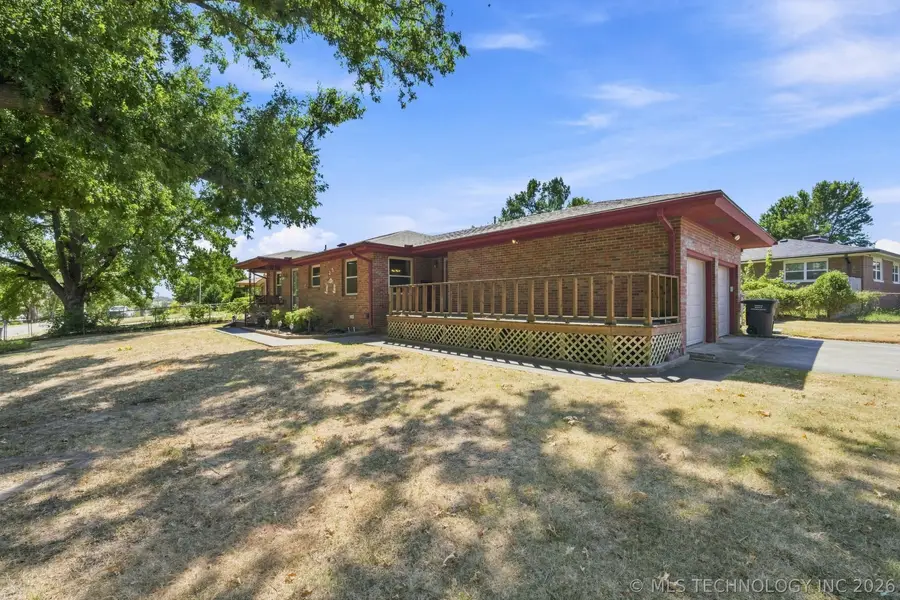 325 Hillside Drive, Bartlesville, OK 74006 - #3