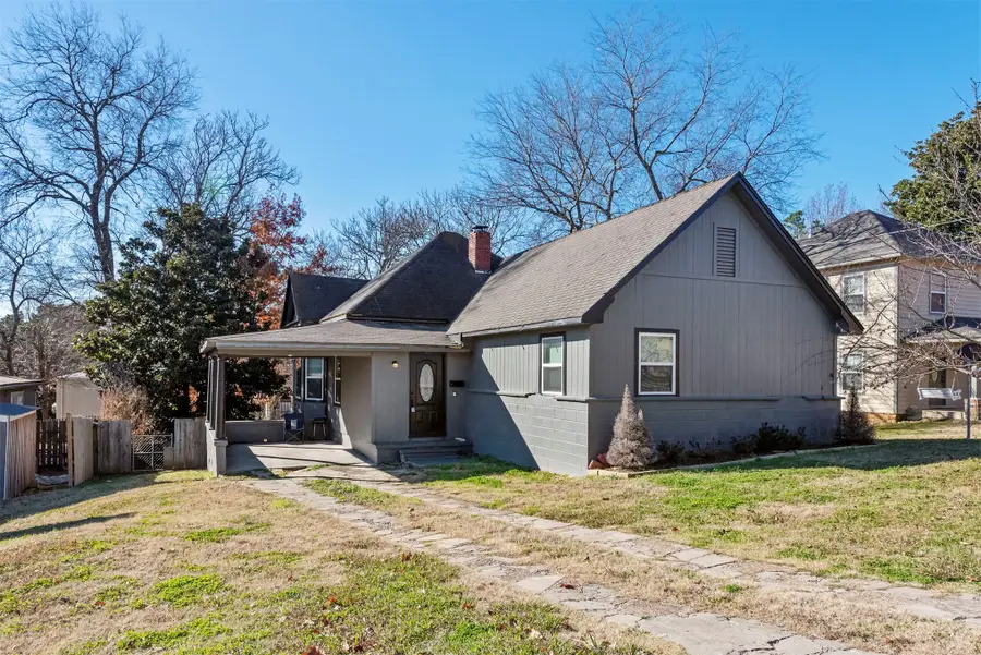 509 W Shawnee Street, Tahlequah, OK 74464 - #2
