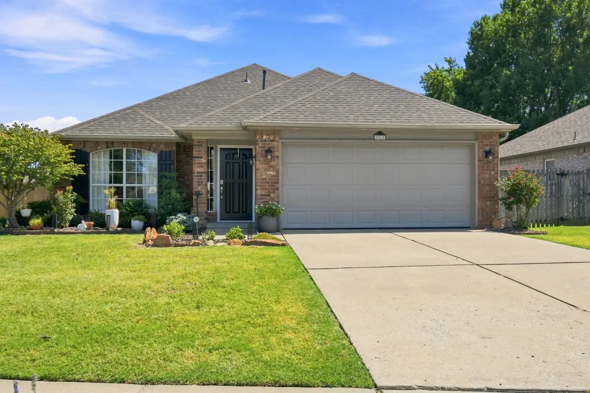 3313 W Hartford Street, Broken Arrow, OK 74012 - #1