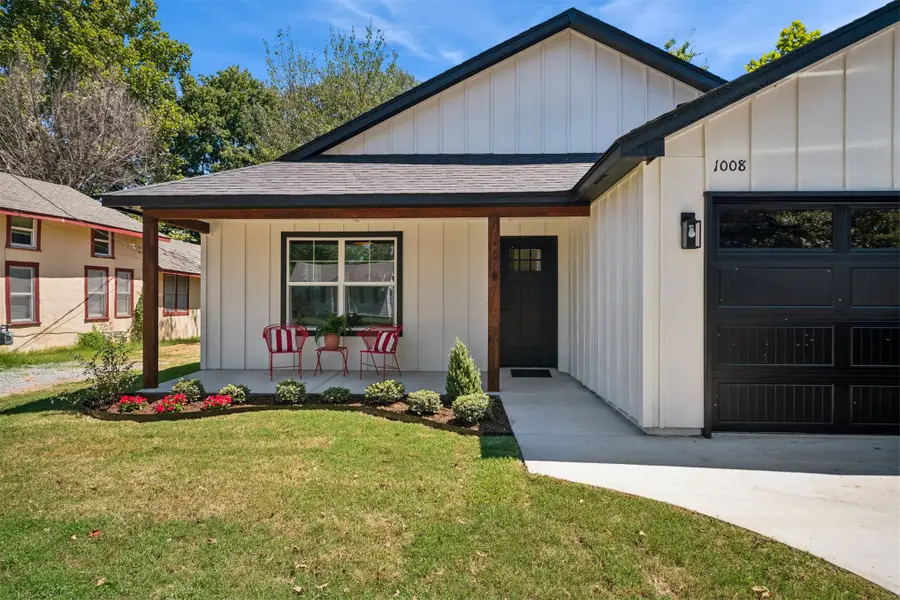 1008 N Sioux Avenue, Claremore, OK 74017 - #2