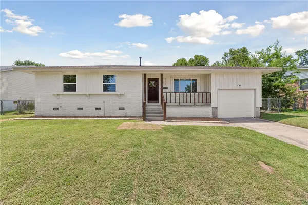 626 N Moccasin Place, Sapulpa, OK 74066