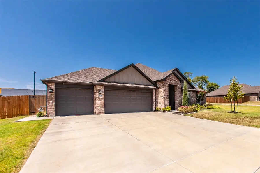 1502 S 72nd Place, Broken Arrow, OK 74014 - #2