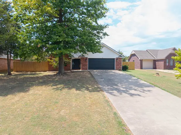 109 Claretta Drive, Roland, OK 74954