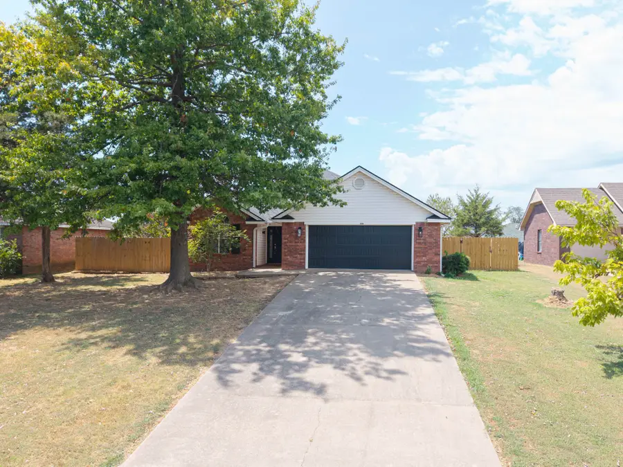 109 Claretta Drive, Roland, OK 74954 - #2