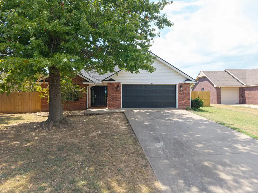 109 Claretta Drive, Roland, OK 74954 - #3