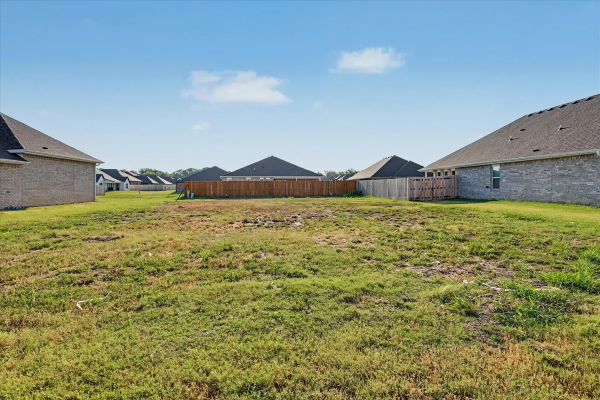 10847 S 278th East Avenue, Coweta, OK 74429 - #1