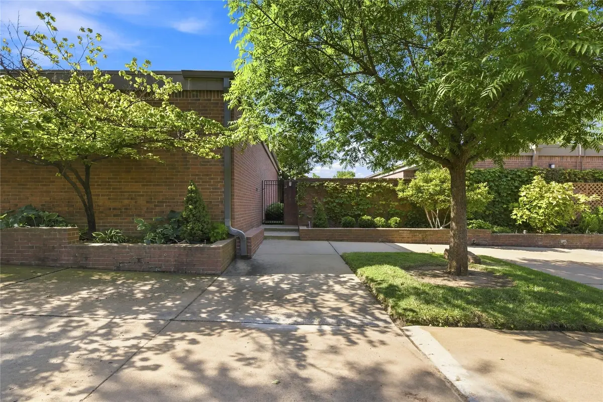 2427 E 72nd Street #5-C-2, Tulsa, OK 74136 - #1