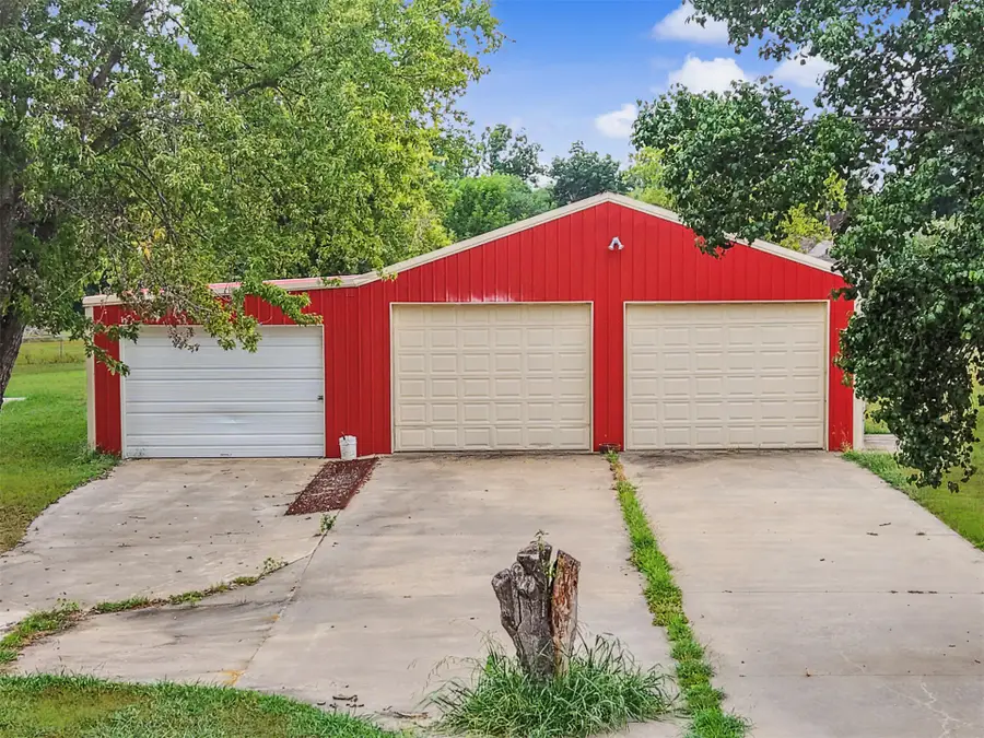 1915 S Lenapah Avenue, Skiatook, OK 74070 - #3