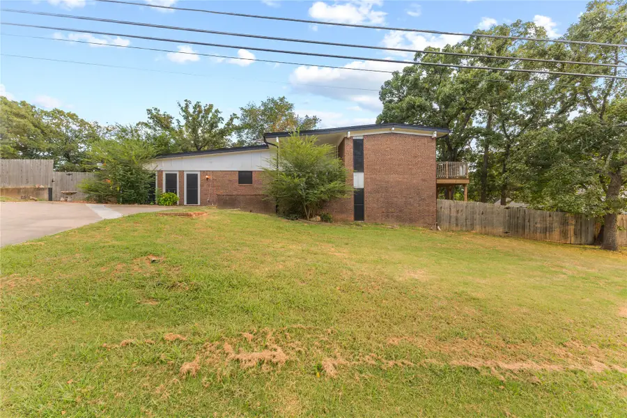 2131 E 11th, Ada, OK 74820 - #3