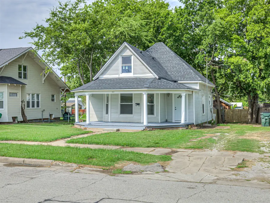 512 S Poplar Street, Sapulpa, OK 74066 - #2