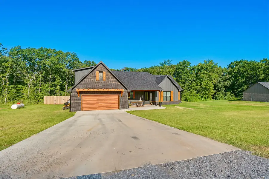 1165 Green Turtle Circle, Ada, OK 74820 - #2