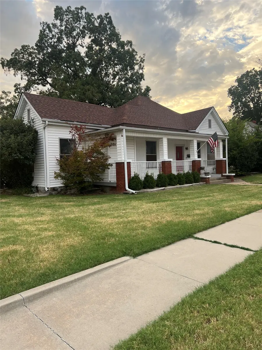 422 S Poplar Street, Sapulpa, OK 74066 - #2