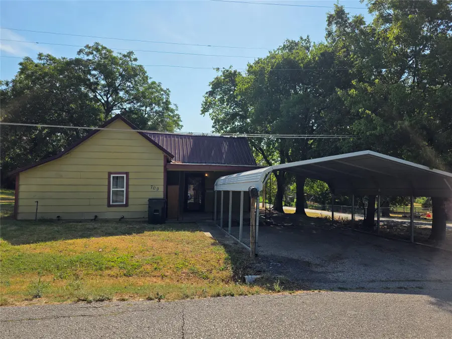 709 W 17th, Sulphur, OK 73086 - #2