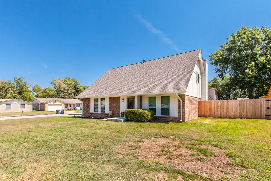 2105 S Hickory Avenue, Broken Arrow, OK 74012 - #3