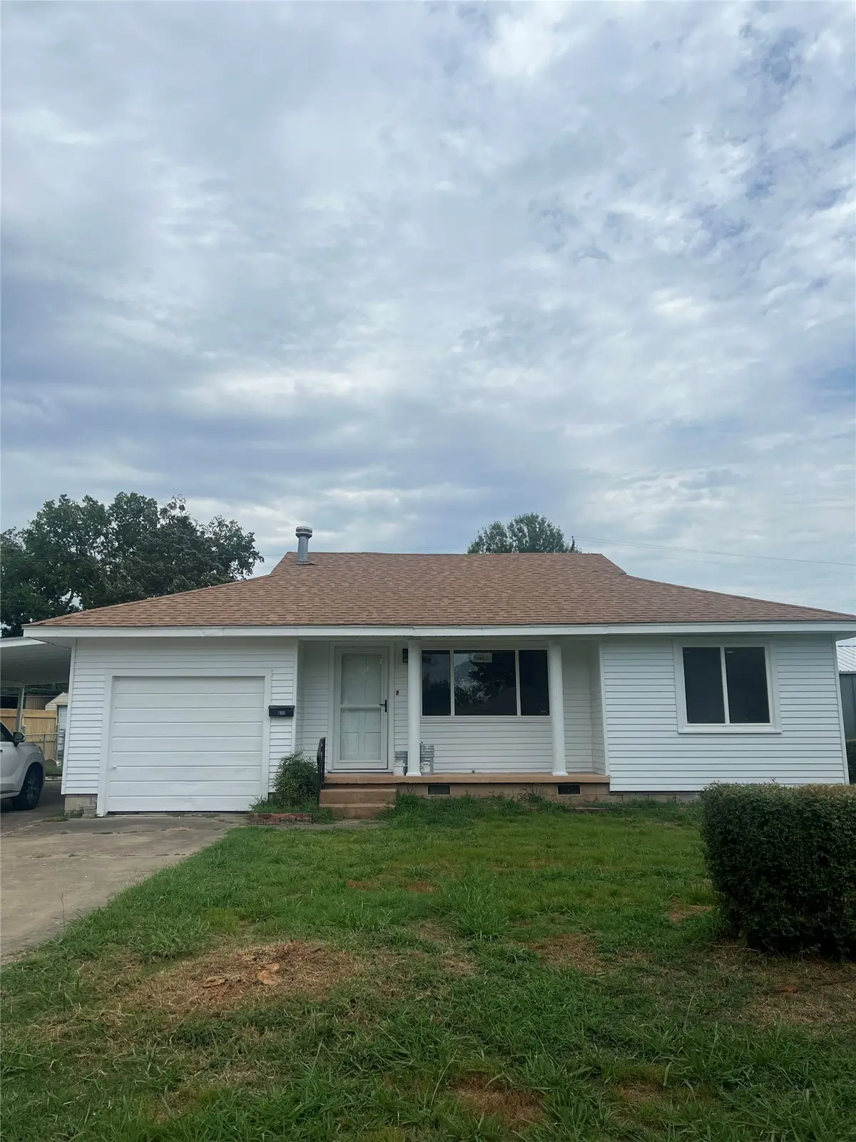 511 N Hodge Street, Sapulpa, OK 74066 - #1