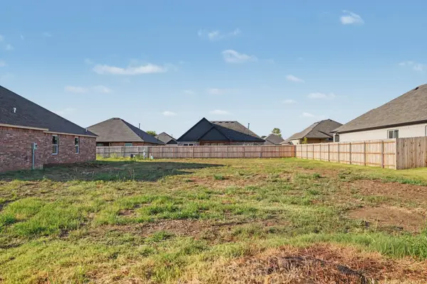 27894 E 109th Street, Coweta, OK 74429