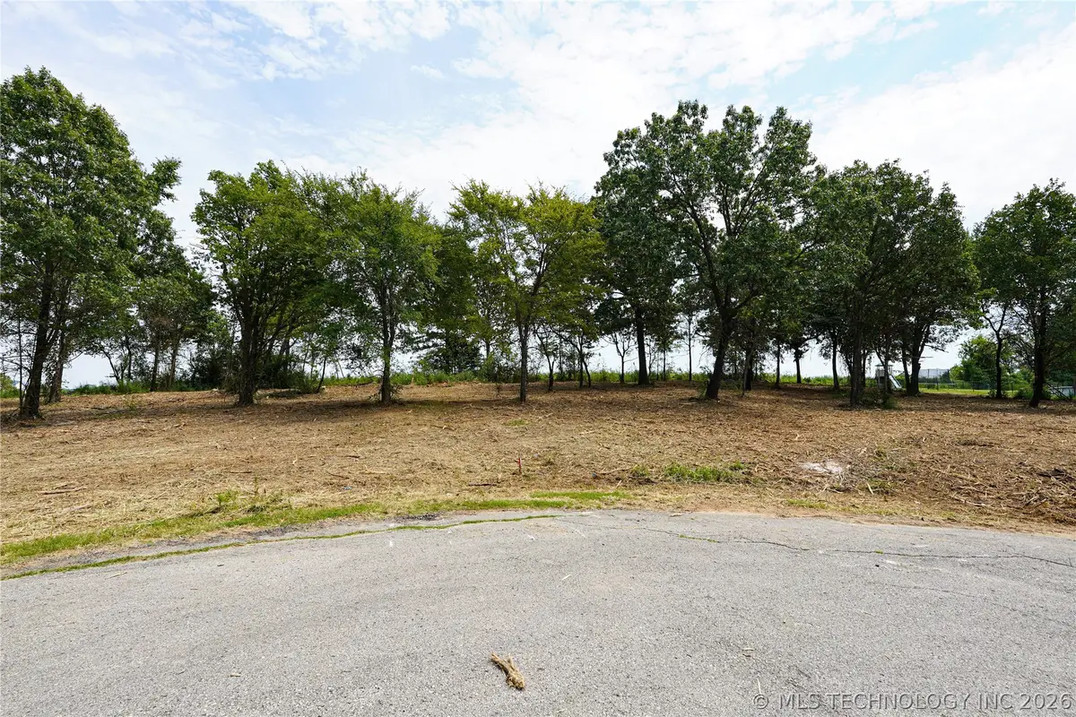 13663 E 114th Court S, Coweta, OK 74429 - #1