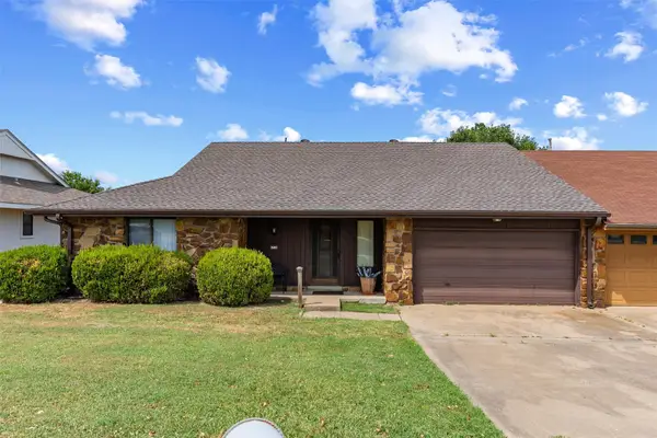 6716 Abbey Road, Bartlesville, OK 74006