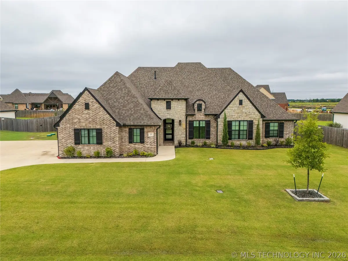 25 W 166th Place S, Glenpool, OK 74033 - #1