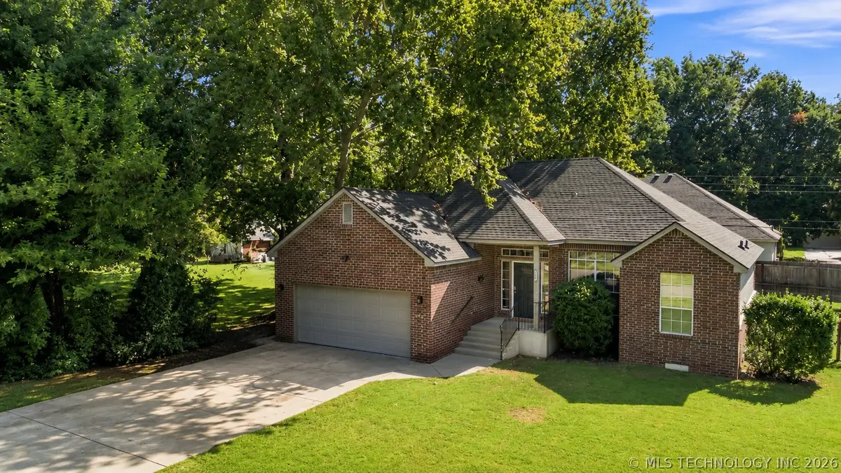 5703 S Quincy Place, Tulsa, OK 74105 - #1