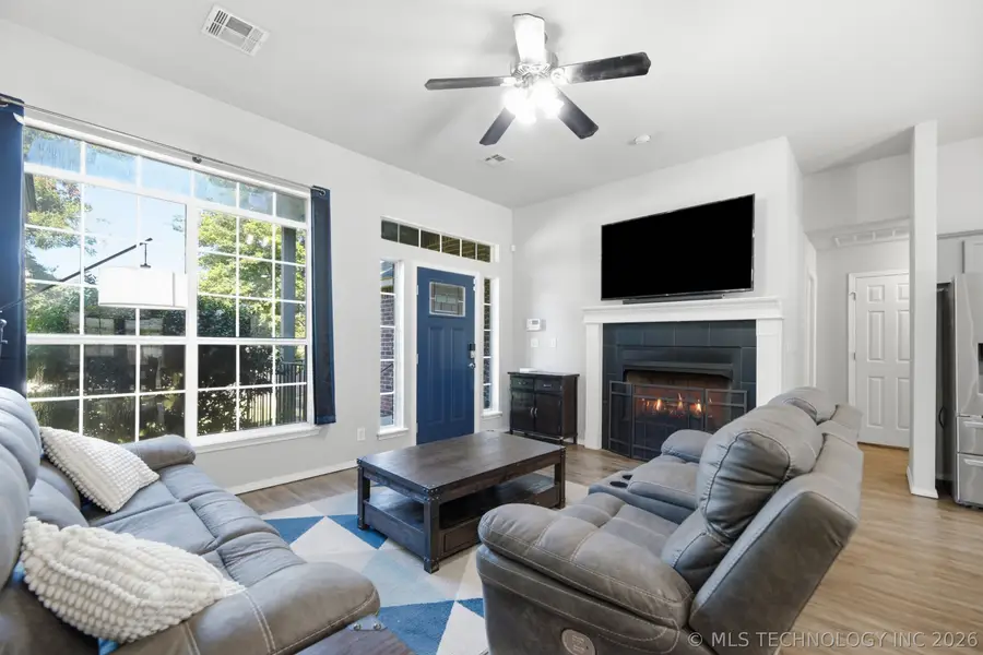 5703 S Quincy Place, Tulsa, OK 74105 - #2