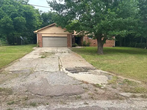 350 S West Street, Konawa, OK 74849