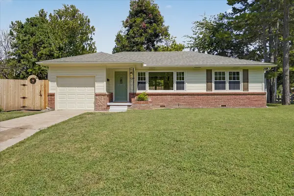 5249 S Saint Louis Avenue, Tulsa, OK 74105