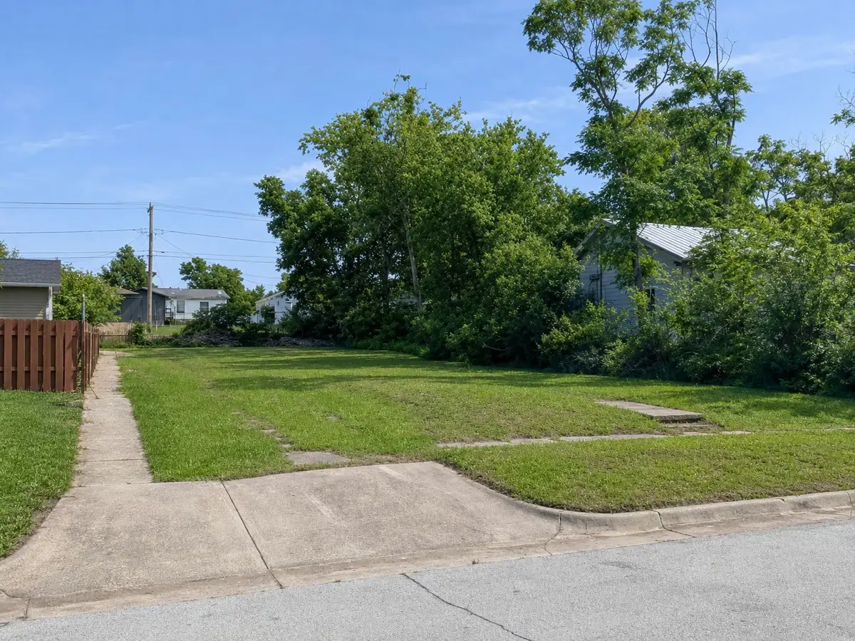 517 W 7th Street, Bristow, OK 74010 - #1