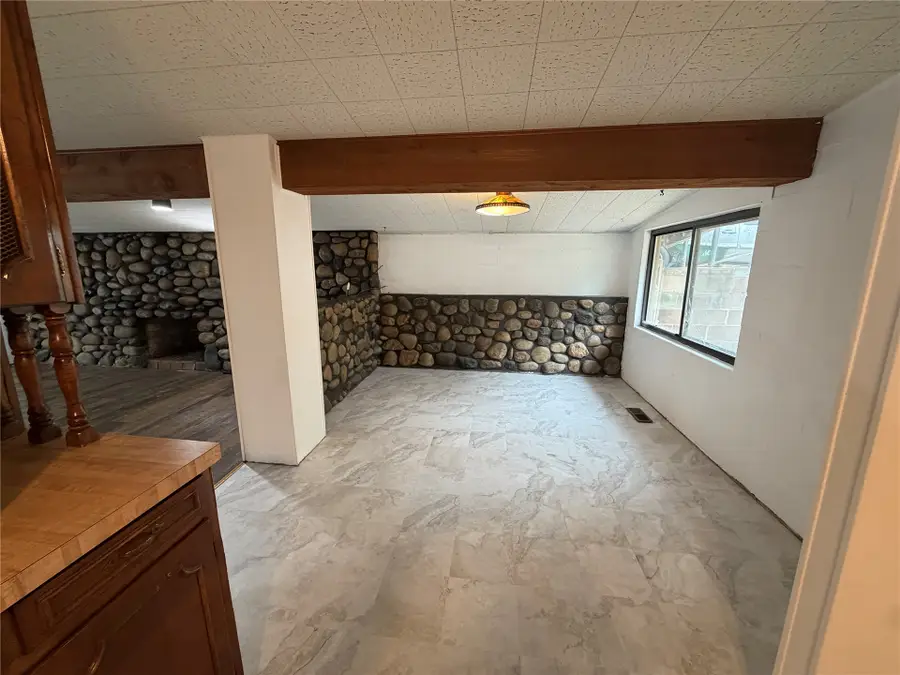 180 Grandview Circle, Locust Grove, OK 74352 - #3