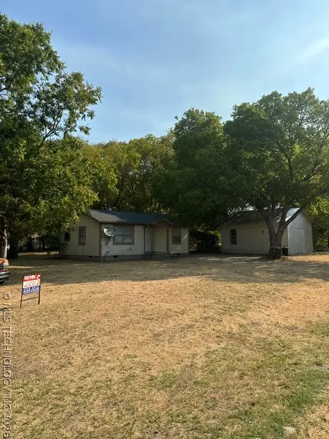 301 Pine Street, Marietta, OK 73448