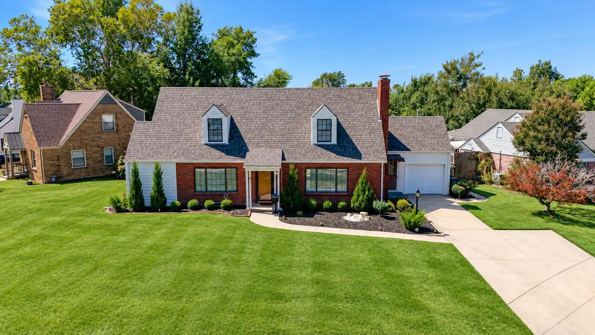 1804 S Delaware Avenue, Tulsa, OK 74104 - #1