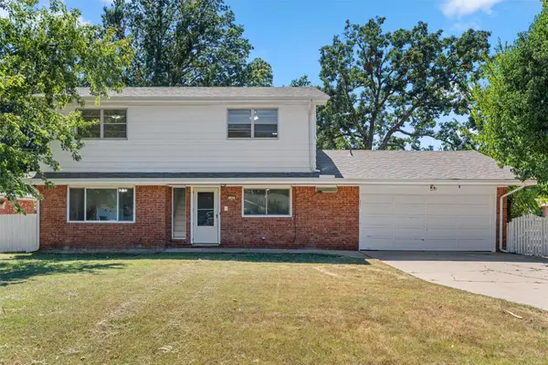 143 Ramblewood Road, Bartlesville, OK 74003
