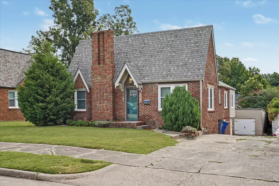 1519 S Lewis Place, Tulsa, OK 74104 - #2