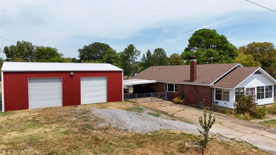 345 W Madison Avenue, McAlester, OK 74501 - #2